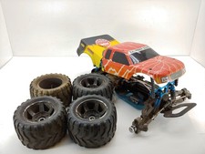 Vintage Duratrax Thunder Quake 1/8 Nitro Monster truck Roller Rolling Chassis Us