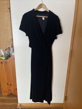 Virgo Dress Long Black Size 18 With Metallic Print