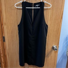 Lulu’s Plunging Neckline Little Black Dress Women's Size Medium Sleeveless LBD