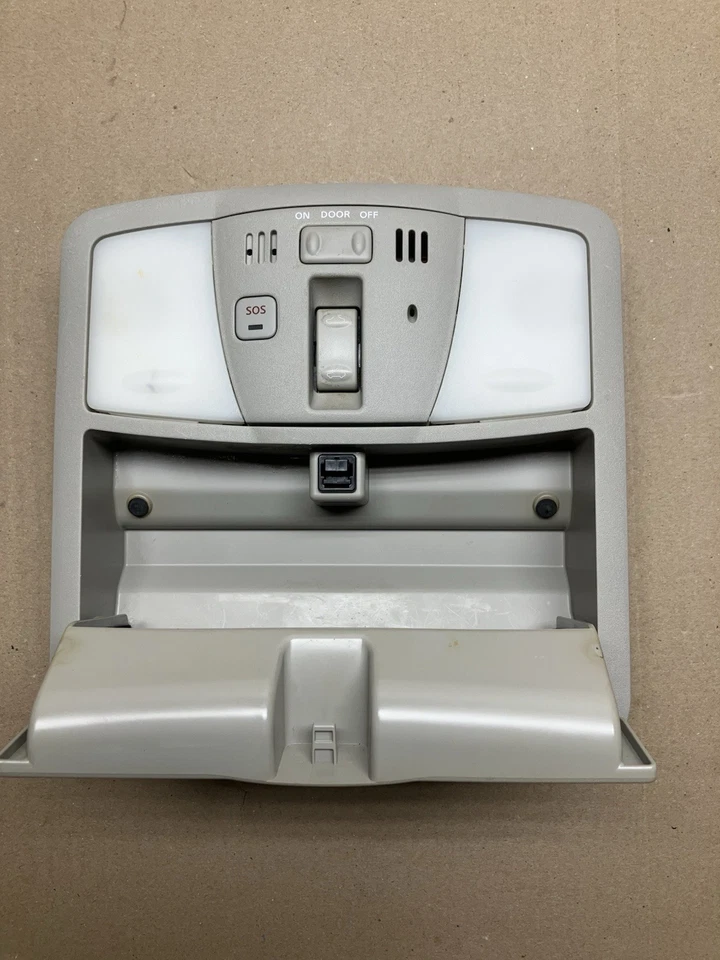 INFINITI QX80 QX56 2011-2017 OEM TECHO CÚPULA DELANTERA MONTAJE DE LUZ DE LECTURA Foto 4 de 4