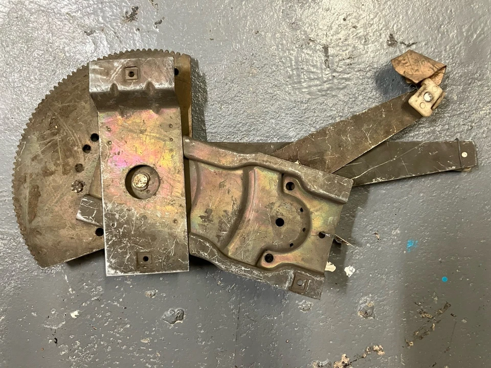 Regulador de ventana eléctrica trasera 71-72 Chrysler Dodge Plymouth 4 puertas HT NUEVO 3548967 Foto 2 de 2