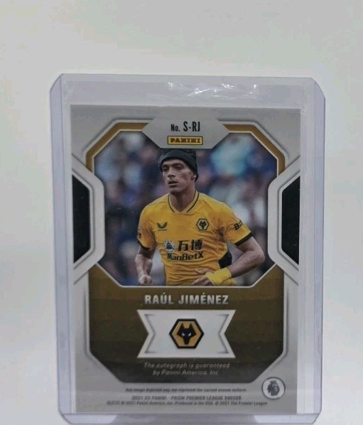 2021-22 Panini Prizm Premier League Signatures Raul Jimenez #S-RJ Auto Mexico view 2
