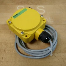 Turck Ni60UL-CP80-AP4X2 Proximity Sensor w/ 4 Pin Cable, 65VDC, 200mA - USED
