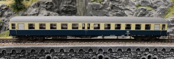 Brawa 58010 Personenwagen Byl 422 2.Klasse Db - Spur H0 - Neu - Ovp-image