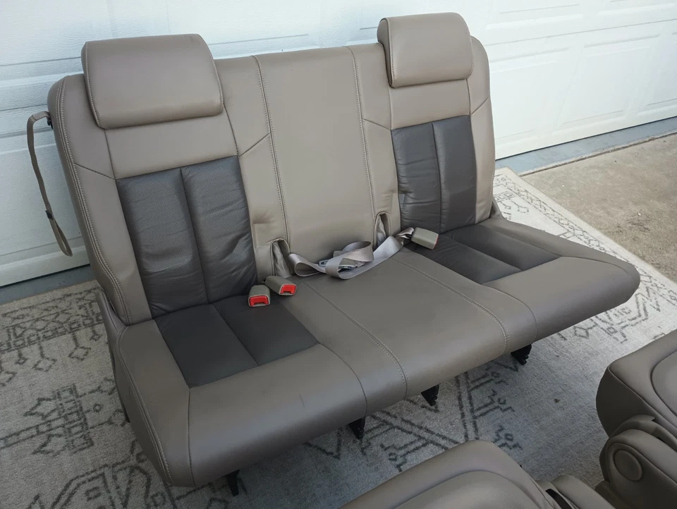 Oldsmobile Silhouette 2001 minivan furgoneta camioneta pickup equipamiento trasero cuero beige asientos Foto 4 de 4