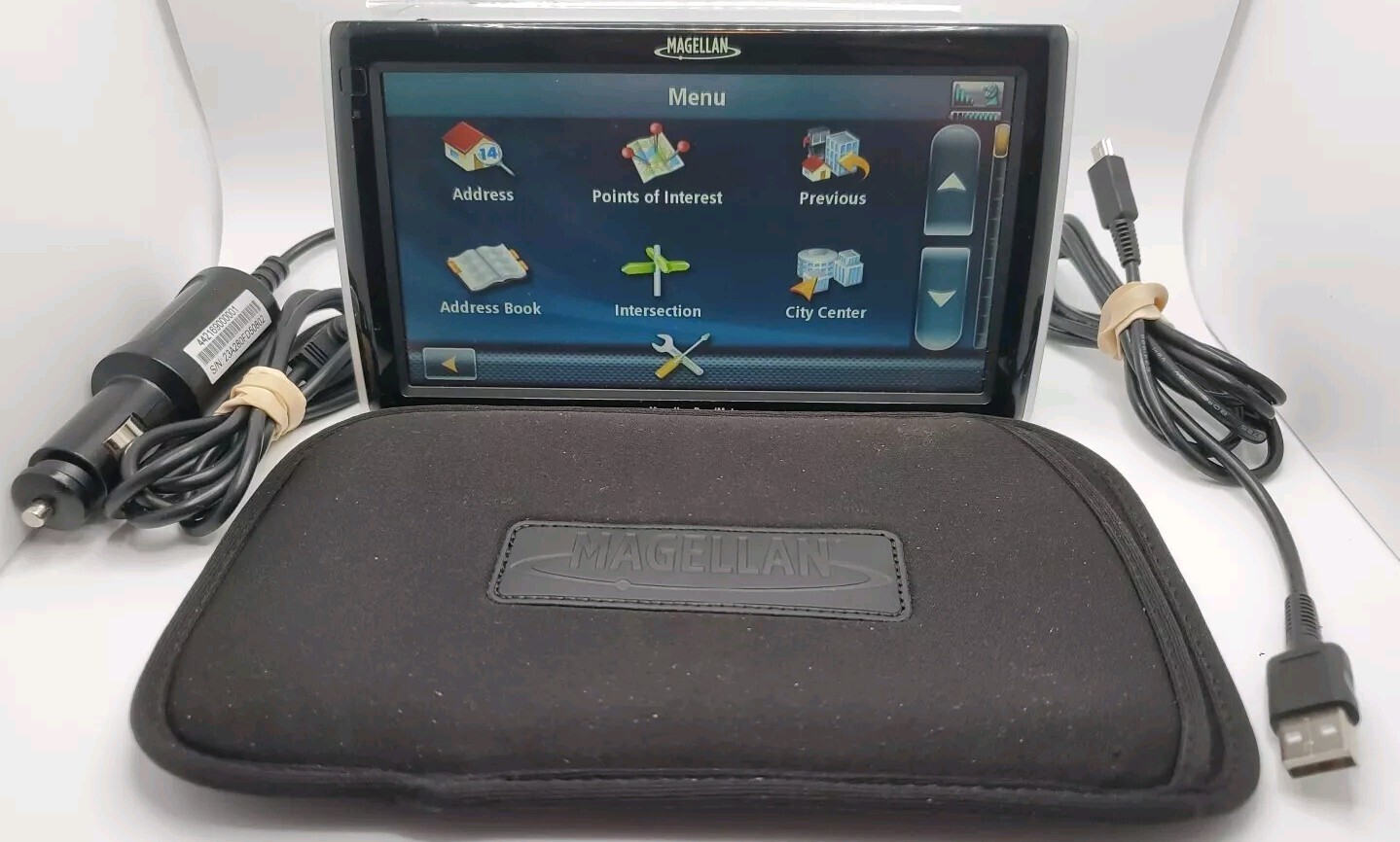 Magellan Black Roadmate 1700MU 7Inch Portable GPS Navigator Bundle w