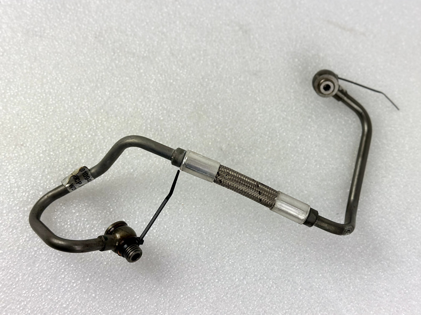 Mclaren 570 600 RH Right Oil Delivery Line  13F0756CP Used