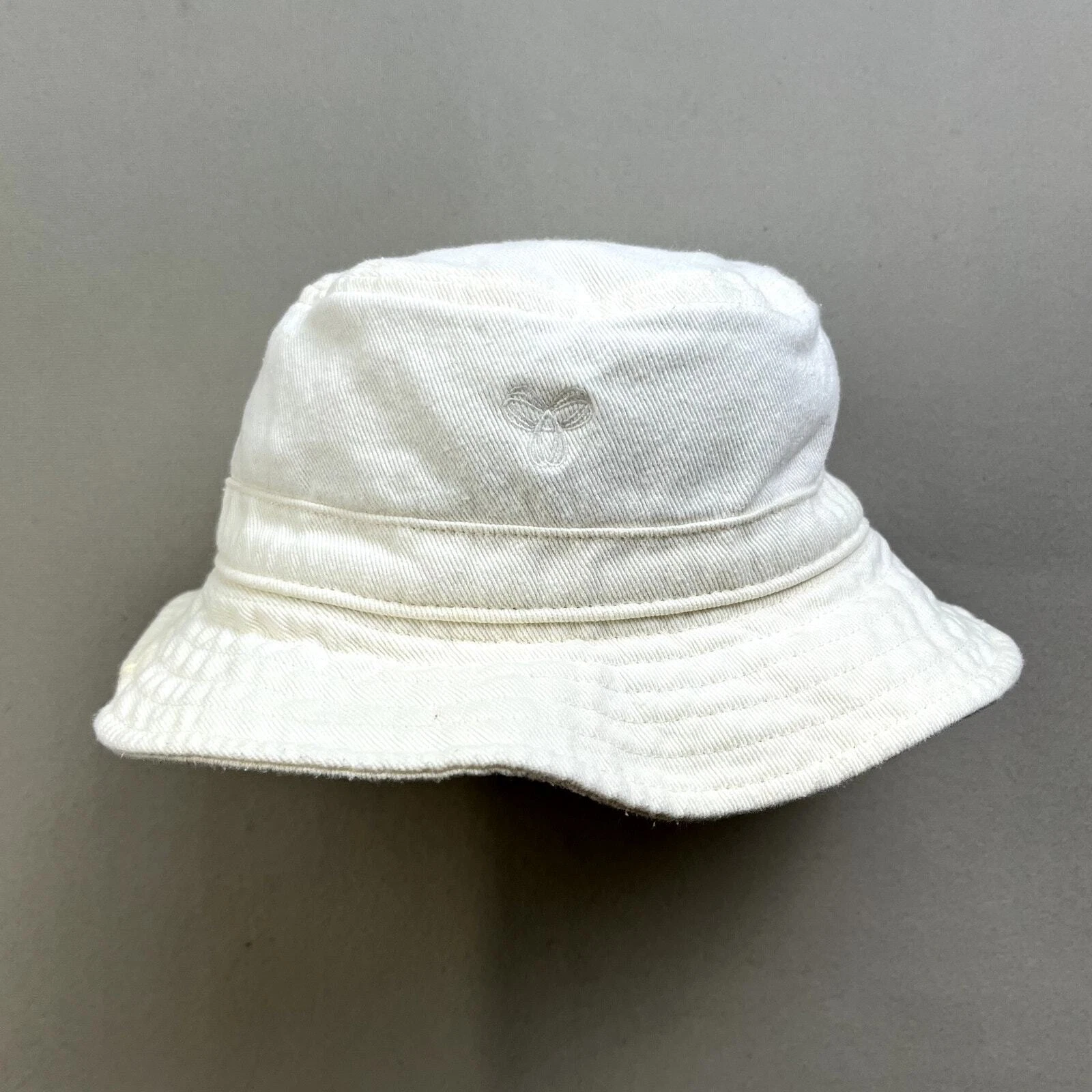 aritzia bucket hat cap cozy casual outdoor 
