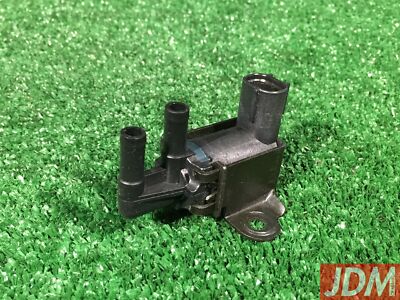 ワイワイ2 1997 TOYOTA 2JZGTE VACUUM SWITCHING VALVE = Aristo 2JZ-GTE VVTi VVT-i