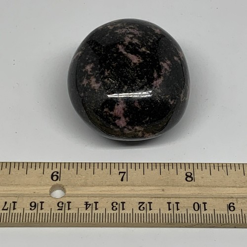 164.4g, 2.2"x1.9"x1.4", Rhodonite Palm-Stone Polished Reiki Madagascar,B12112 - Picture 10 of 10