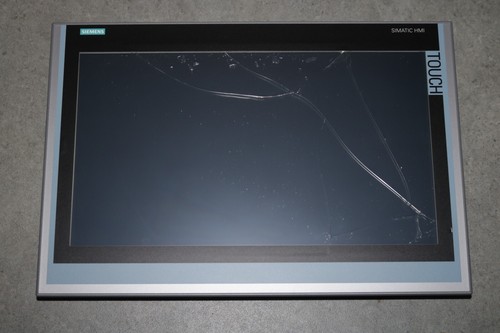 Siemens Thin Client 22 Siemens 1TC2200 6AV6646-1AD22-0AX0 touch panel 22" - Picture 6 of 9