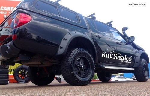 Kut Snake Flares Front & Rear Set for Mitsubishi Triton ML MN 2006-04/2015, 95mm - Picture 11 of 12