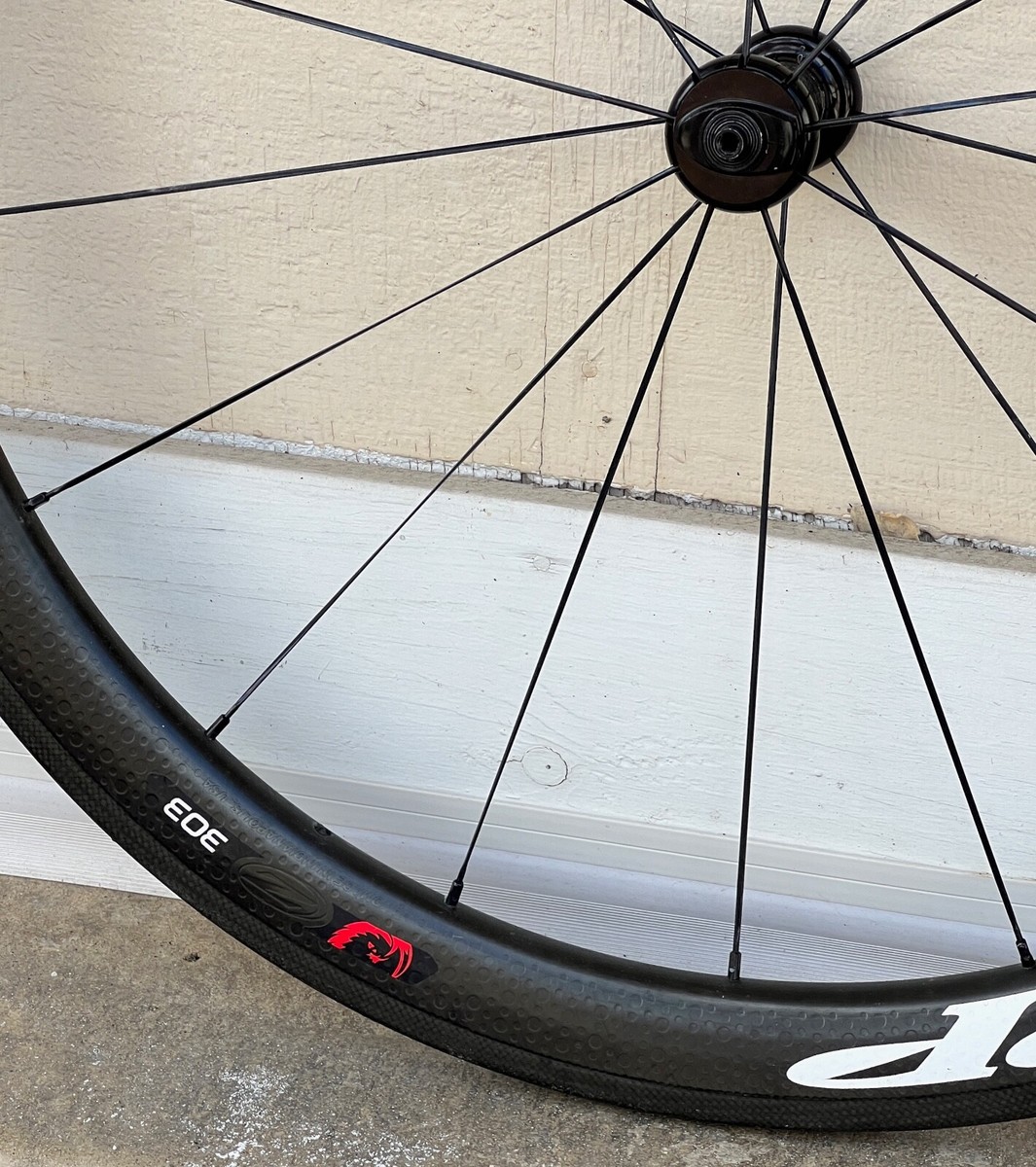 Zipp 303 Firecrest Tubular Rim Brake Carbon Road Bike Zipp 303 Firecrest Tubular Rim Brake Carbon Road Bike