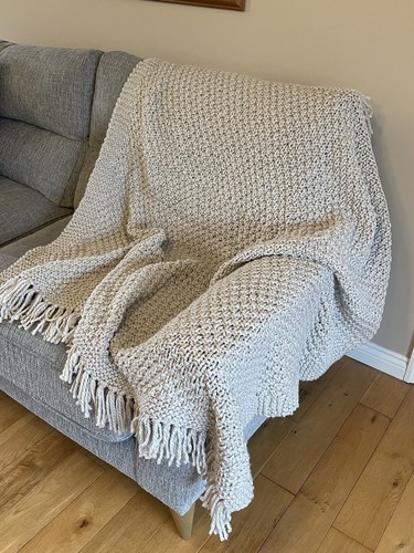 Hand knitted throw with tassels 140cm x 140cm