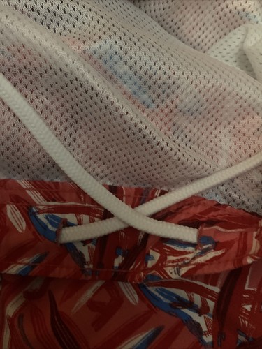 Vineyard Vines Boys Swim Trunks Size XL (18) Beach Vacay Cruise Pool - Picture 5 of 5
