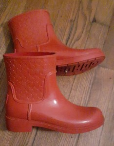 red coach rain boots