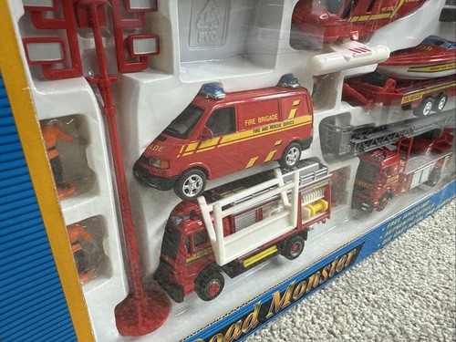HONGWELL CARARAMA AUTOCRAFT DIECAST SET AC4011 FIRE BRIGADE RESCUE ROAD MONSTER - Picture 9 of 13
