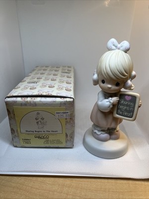 Enesco Precious Moments Collections Sharing Begins In The Heart 520861 NIB