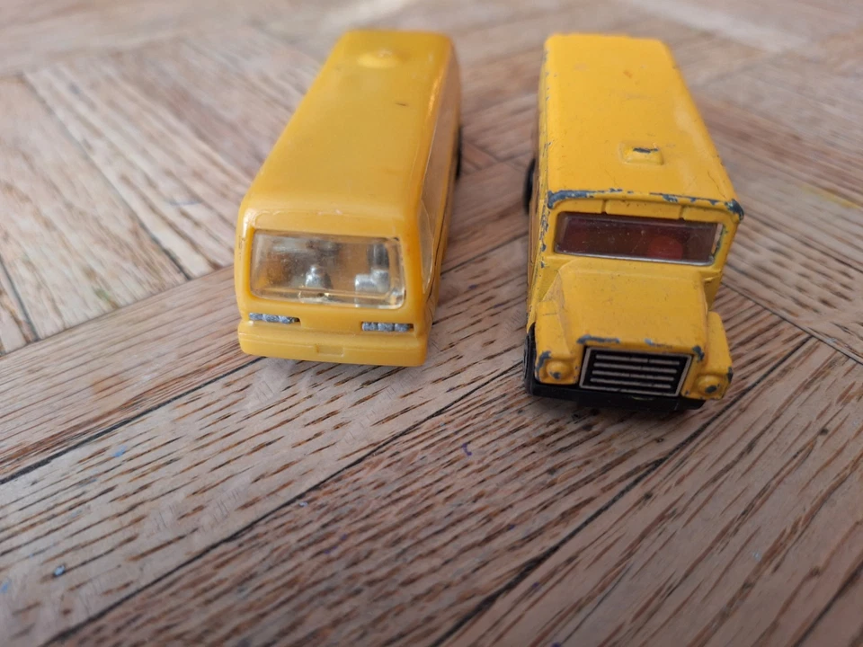 批量 2 件 压铸 校车 黄色 风火轮 火柴盒 80-90 年代 — 第 3/4 张图片