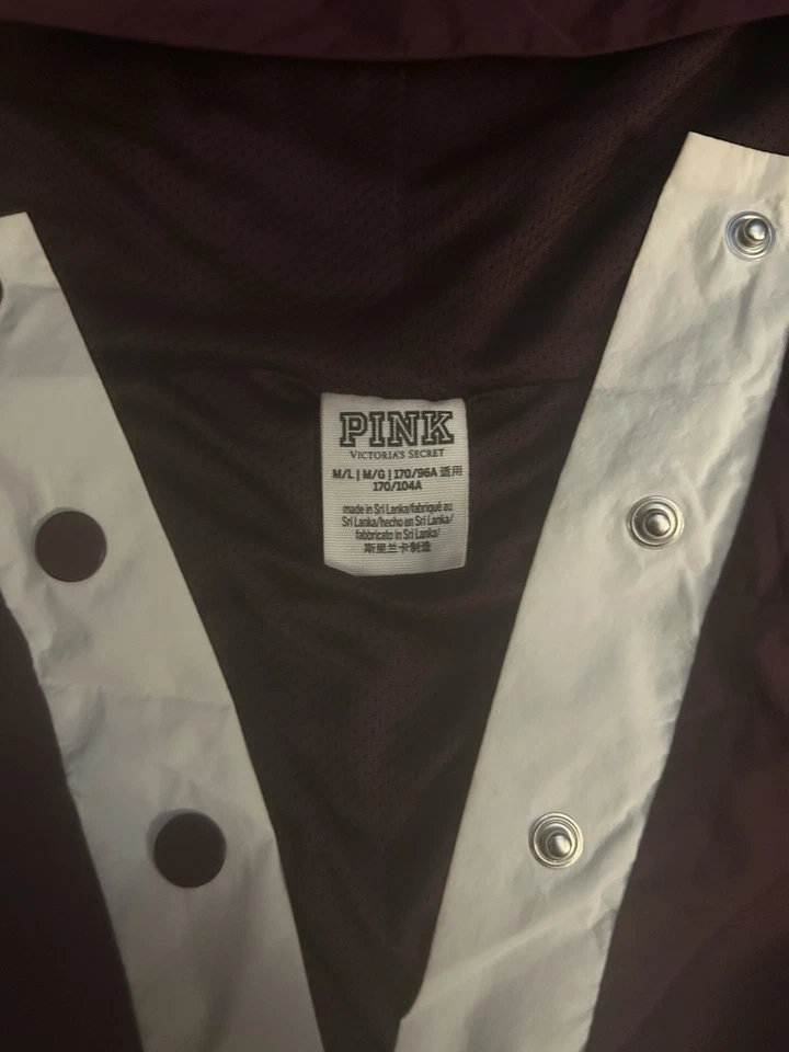 Chaqueta Victoria's Secret ROSA Granate Lentejuelas Lámina Brillante Forrada Anorak Talla M/L Foto 2 de 4