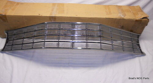 MoPar 1970 Chrysler New Yorker & Station Wagon Grille - Picture 1 of 1