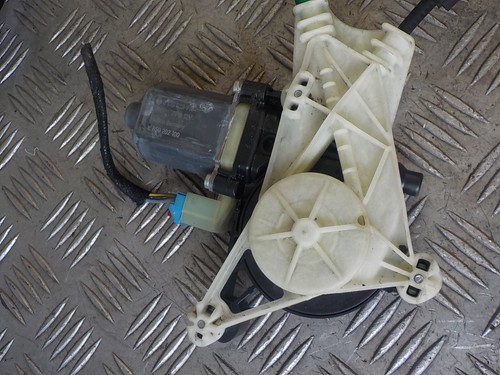 REGULADOR VENTANA ELÉCTRICO LADO PASAJERO DELANTERO AUDI A3 8V 2013-2020 5Q0959802B - Imagen 4 de 19