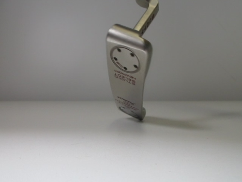 Scotty Cameron Studio Select Newport putter RH 33" With Head Cover - Video 1 of 1