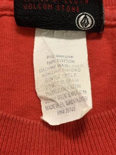 Vintage Y2K Volcom Short Sleeve T-Shirt Men's L Red Skater Tee Grunge Flaw READ - Picture 7 of 12