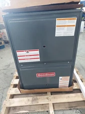 Goodman 120K BTU 96% AFUE Downflow/Horizontal Gas Furnace, GCVC961205DN, S&D