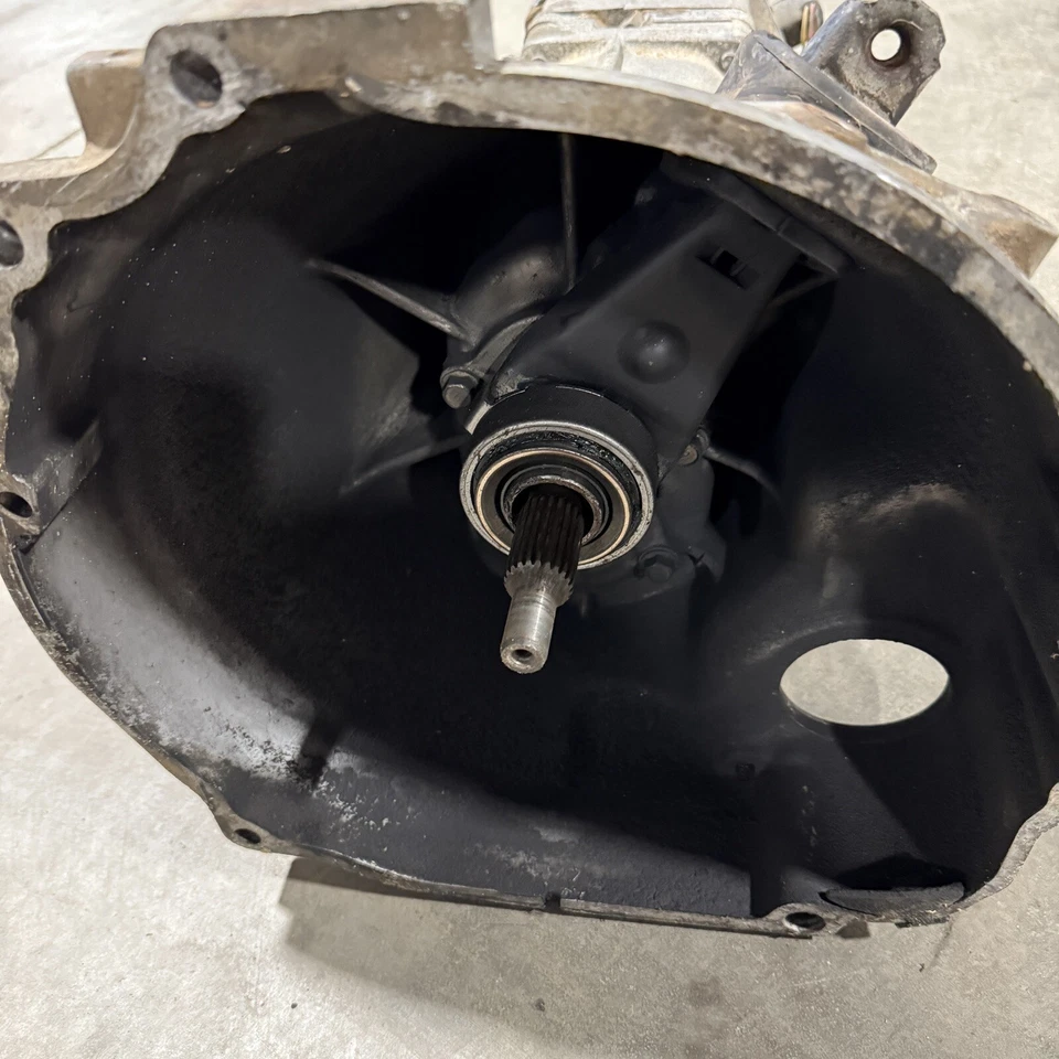 Mazda RX7 12A 13B 81-85 5 velocidades transmisión manual FB Foto 2 de 4