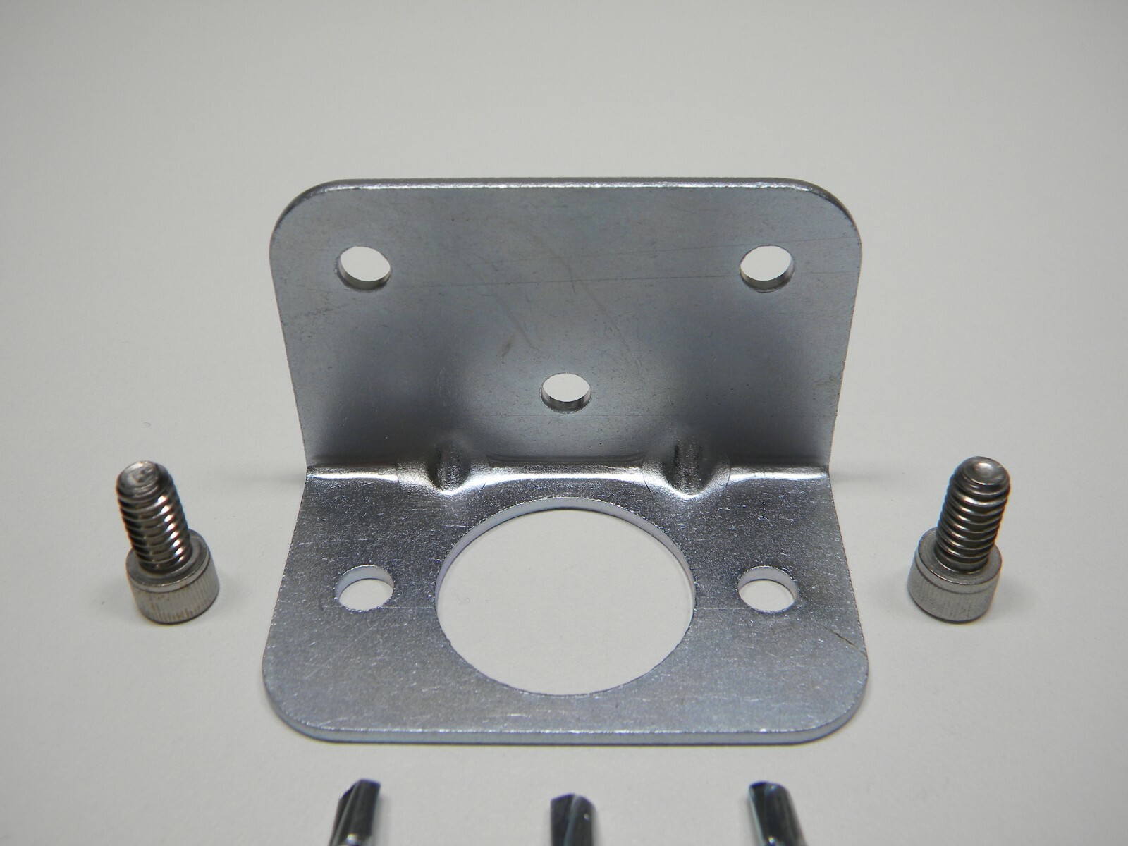 Holley QFT CCS Universal Fuel Pressure Regulator Mounting Bracket