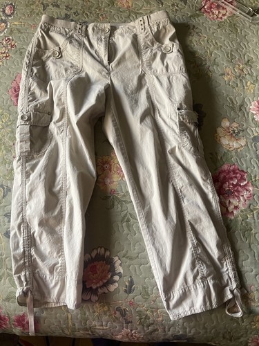 Chico Cargo Cropped Pants Size 1 Beige Khaki Stretch Tapered Tie Hem Utility - 第 1/7 張圖片