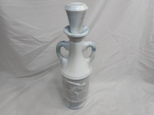 Vintage McGill Canadian Whiskey Glass Bottle White Marble Discus Olympian EMPTY - Picture 3 of 7