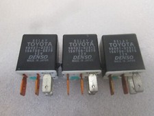 DENSO (Lot of 3) TOYOTA RELAY 90084-98031 OR 90987-02012