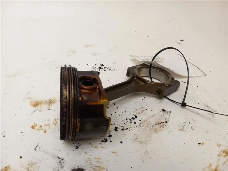 Cadillac CTS 2007 pistón Foto 3 de 4