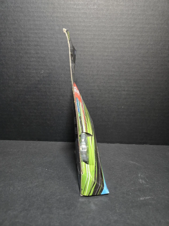 Beyblade X Helm Knight 3-80N Starter Pack Set Foto 2 de 4