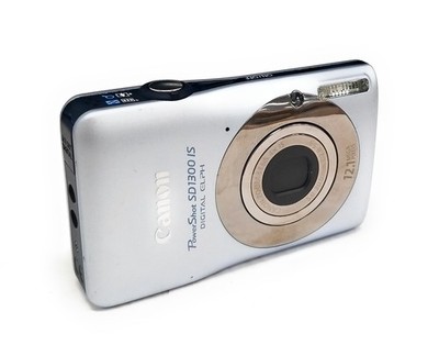 Canon PowerShot SD1300 IS Digital ELPH 12.1MP Compact Camera Silver w/ Battery