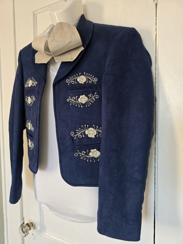 Charro / Mariachi Silver Embroidered Jacket - Picture 2 of 5