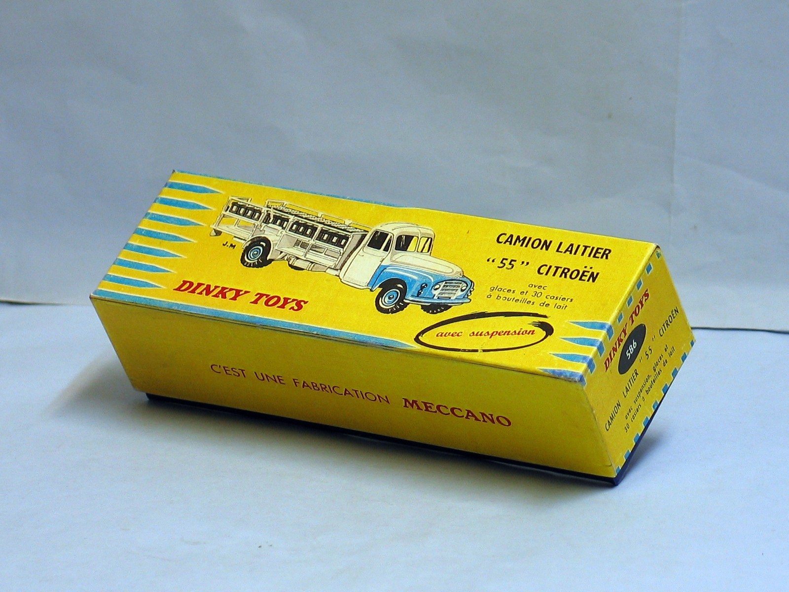 Dinky 586, Citroen P55 Milk Truck - Free Price Guide & Review