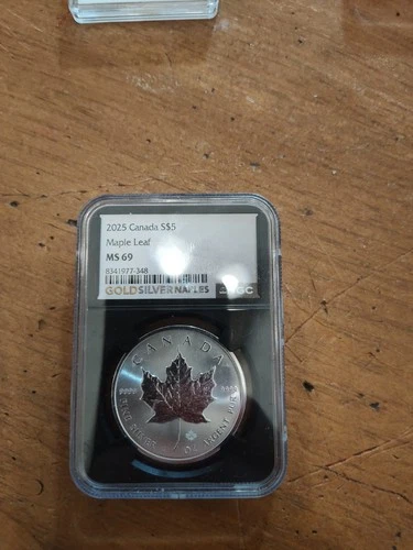 2025 Canada $5 Silver Maple Leaf NGC Ms69 Goldsilvernaples
