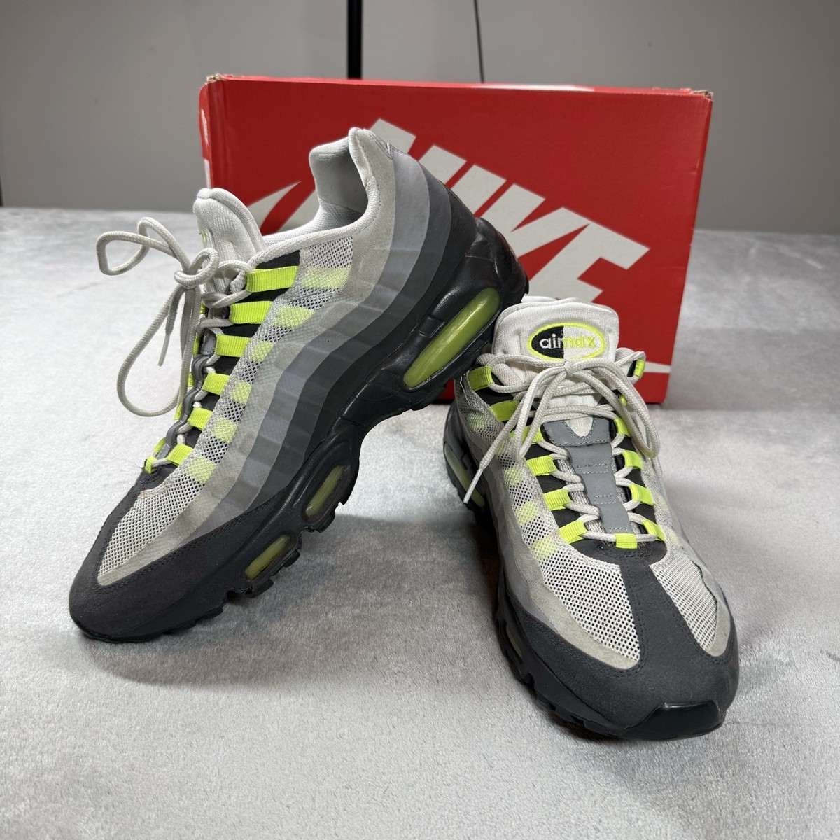 【ラスト　禁煙】Nike Air Max 95 No Sew Neon 27.5 Nike AIR MAX 95 NO SEW 'NEON' Men's Size 12 Grey Green Streetwear