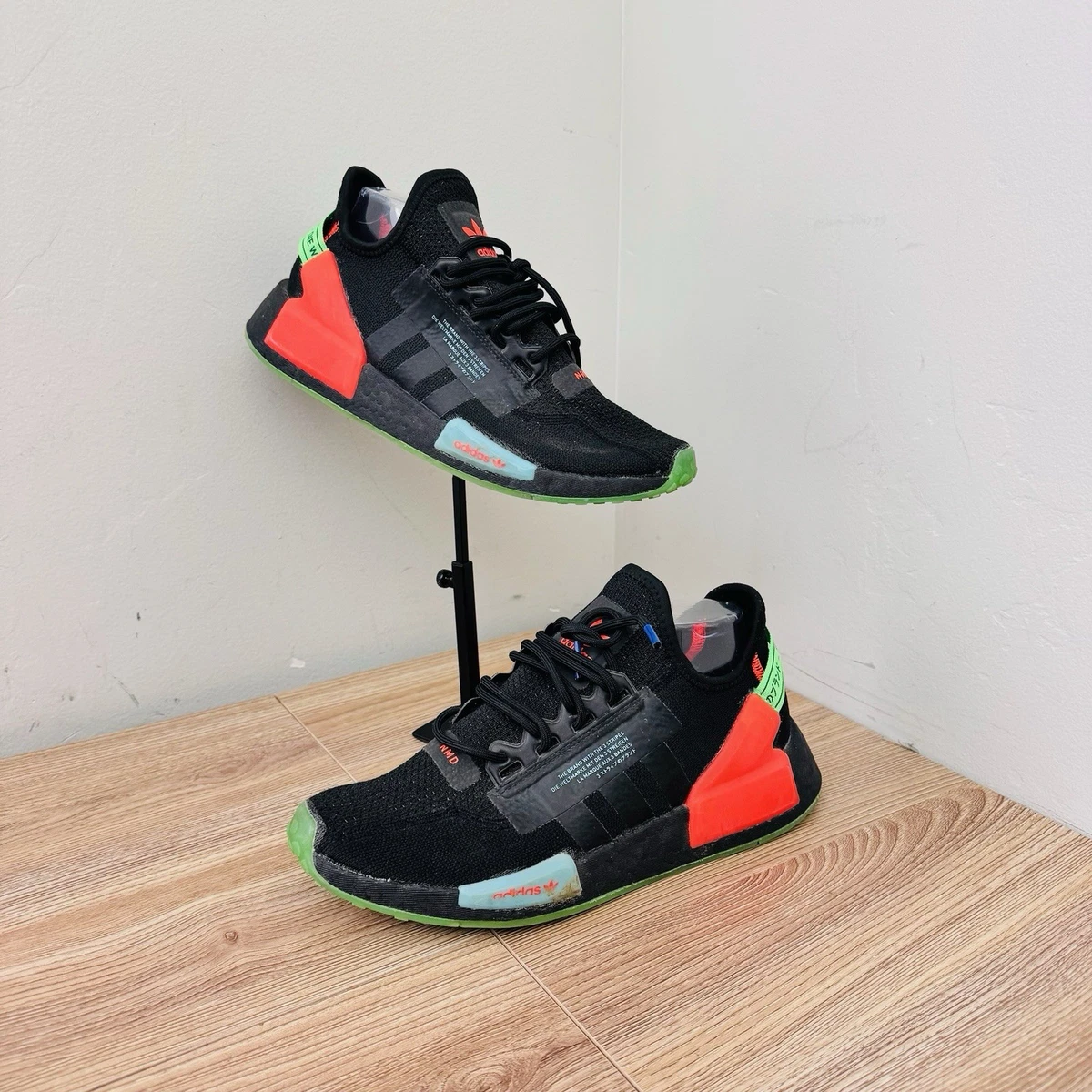 adidas NMD_R1 V2 Glow In The Dark - Black Sonic Ink for Sale  display picture 1