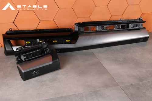 BMW G60 G61 M5 SALPICADERO CONSOLA DECORACIÓN MOLDURA ALUMINIO RHOMBICLE LL 9640040 - Imagen 1 de 12