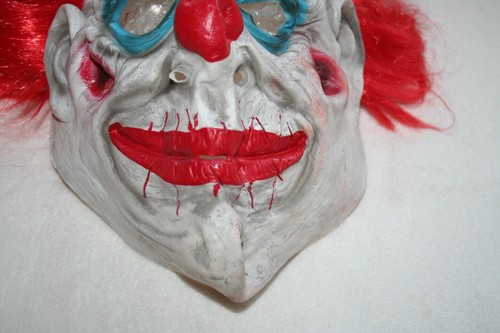 VTG HALLOWEEN CLOWN MASK KILLER RED HAIR SCARY SEWER DWELLER IT STEPHEN KING HTF - Picture 4 of 16