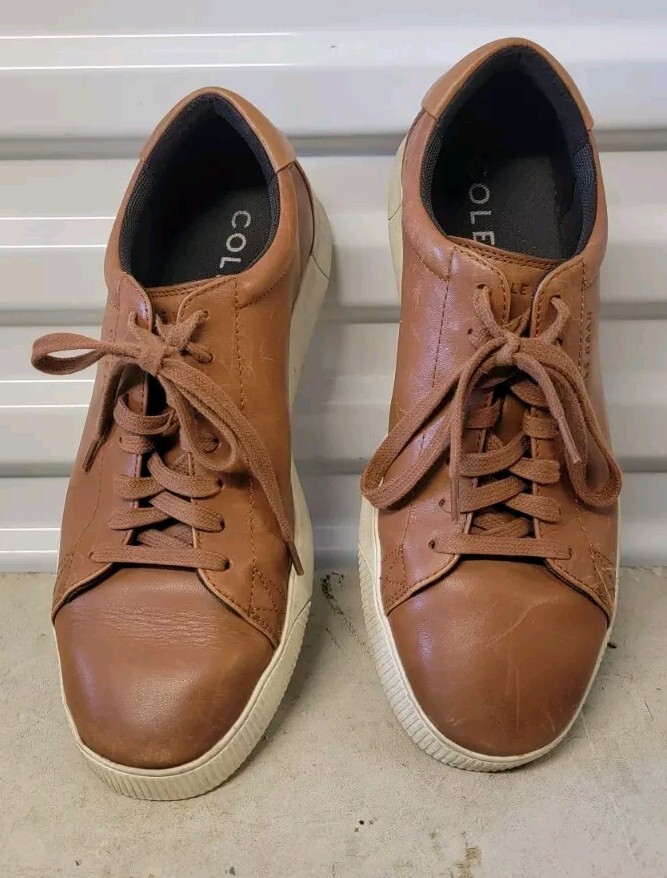 美品：COLE　HAAN　GRAND 360 (8 1/2) COLE HAAN GRAND 360 MENS BROWN LEATHER LACE UP CASUAL SHOES