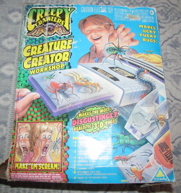 Vintage Toymax Magic Maker CREEPY CRAWLERS Oven 11 Plates Oven Works Halloween
