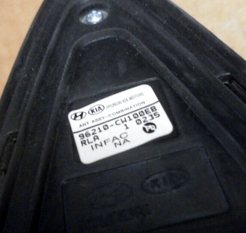 2022 Hyundai Tucson Santa Cruz Shark Fin Roof Antenna OEM# 96210-CW100EB - Foto 8 di 9