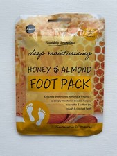 Image of Deep moisturising Enriched with Honey And Almond Foot Pack plus Vitamin E