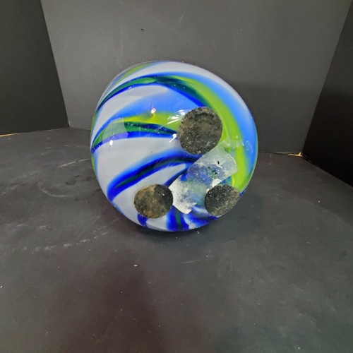 Jarrón vintage soplado a mano azul verde blanco arremolinado por vidrio de arte moderno oriental - Imagen 3 de 7