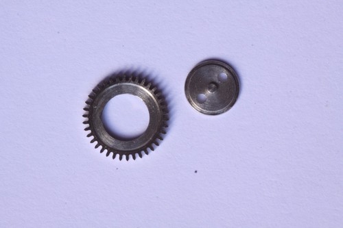 Longines 290 291 part 420 423 Noyau y roue Crown wheel and core NOS - 第 1/1 張圖片
